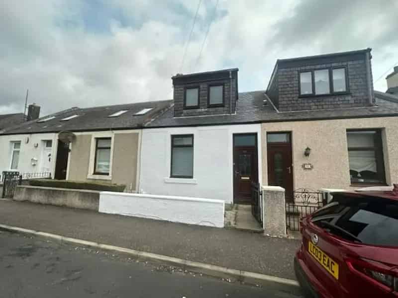 2 Bed Mid Terrace House Buckhaven Freshly Painted