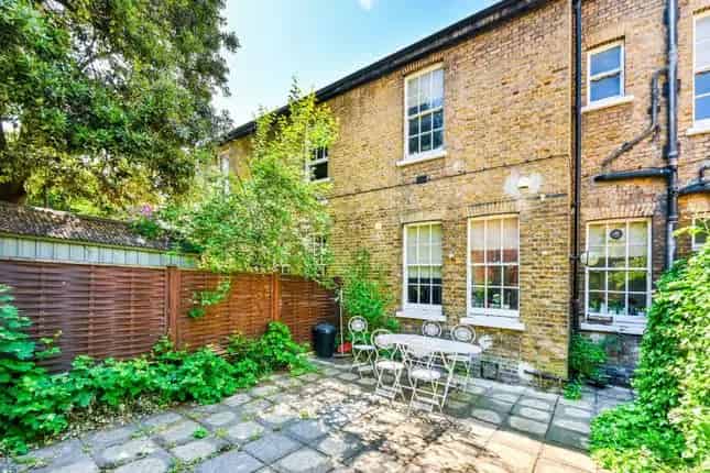 5 Bedroom Terraced House for Sale Westbourne Park London