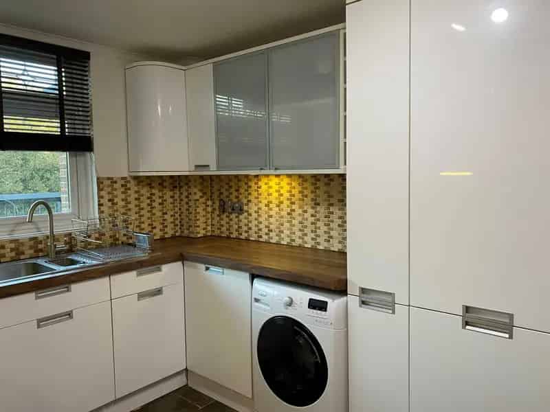 3 Bedroom Apartment House to Rent