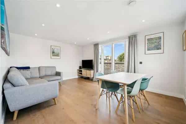 Taybridge Road, London, SW11 5PS | New homes for sale | Savills