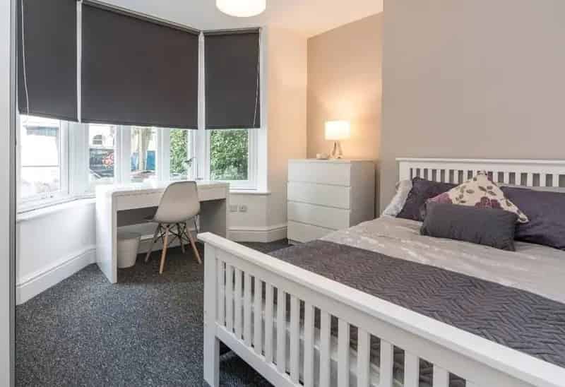 6 Bedroom Semi-Detached Student House to Rent
