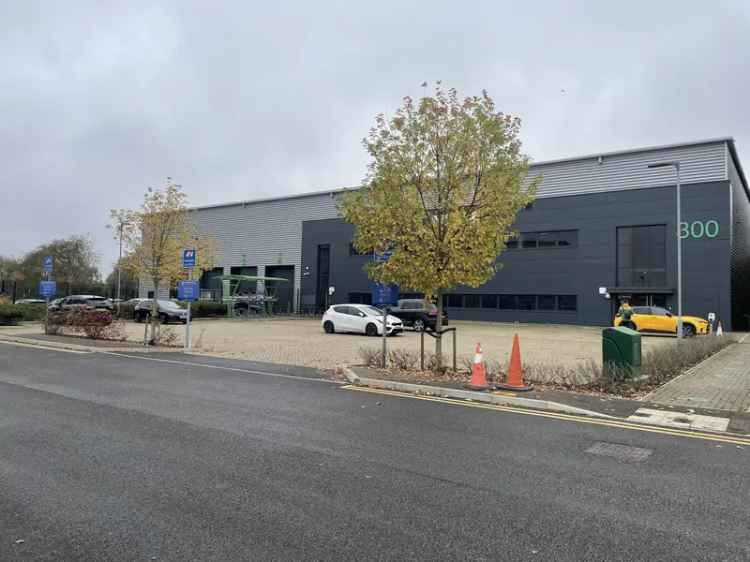 36301 SQ FT Modern Industrial Warehouse To Let A14 Cambridge