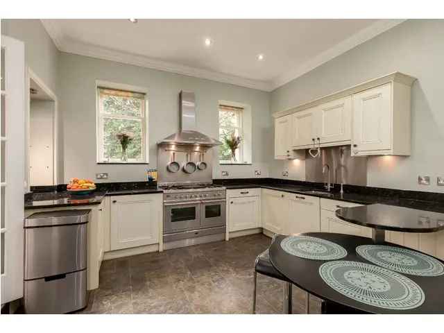 5 Bedroom Semi Detached House for Sale in Colinton Edinburgh