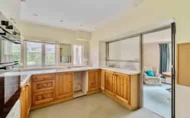 Detached Period Cottage - Five Bedrooms - Modernisation Needed