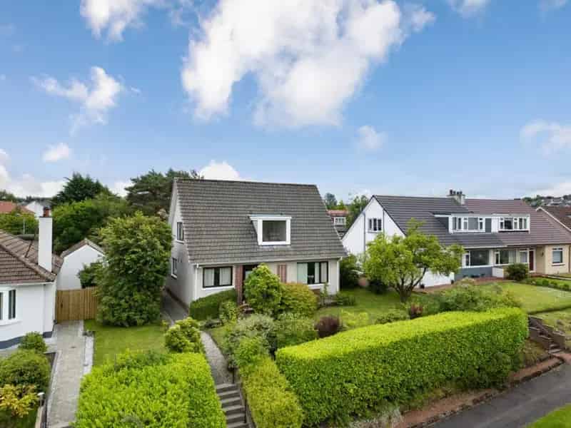 4 Bedroom Detached Villa For Sale