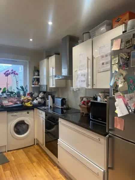 Two Bedroom Apartment near Holloway Road Tube