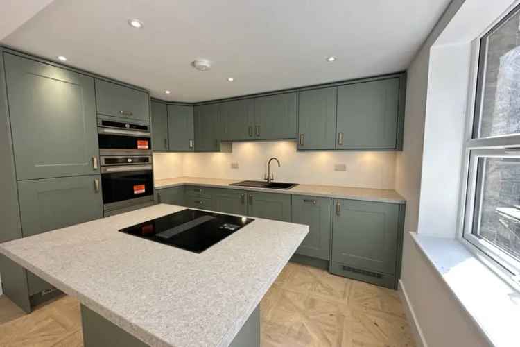 Flat For Rent , Kirklees, England