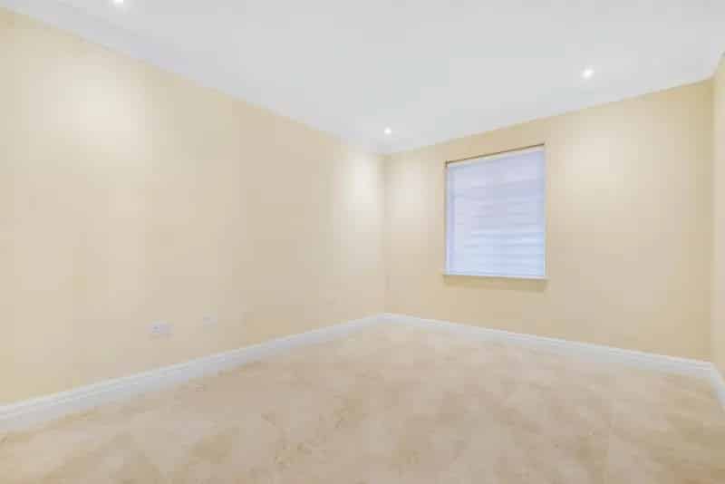 7 Bedroom Detached Modern Family Home For Rent