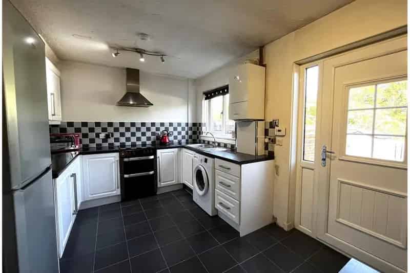 2 Bed House - Terraced with 1 Reception Room