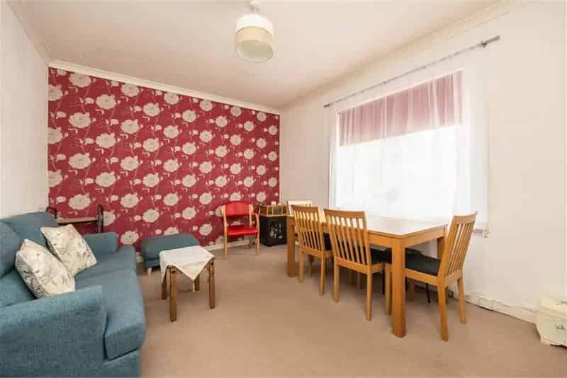 3 Bed Flat Double Upper with 1 Reception Room Corstorphine