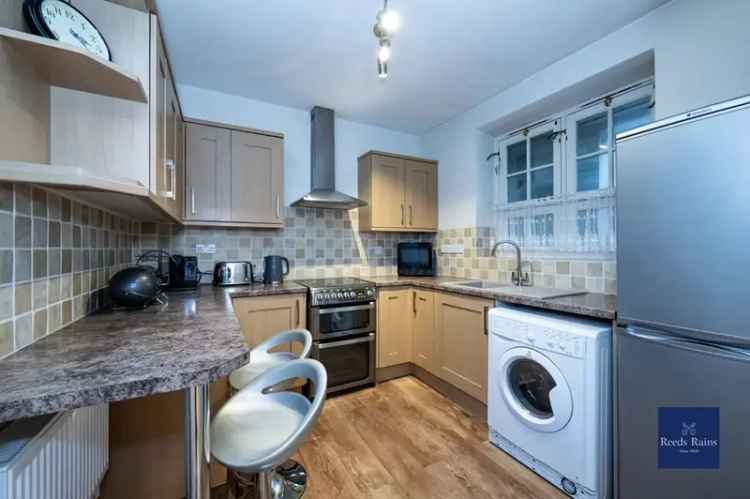 1 bedroom  Flat to rent, London, SE11