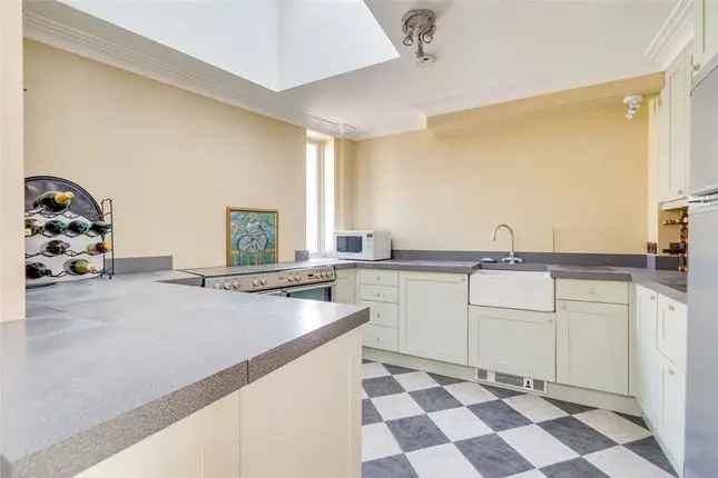 Flat for sale in Grosvenor Road, London SW1V