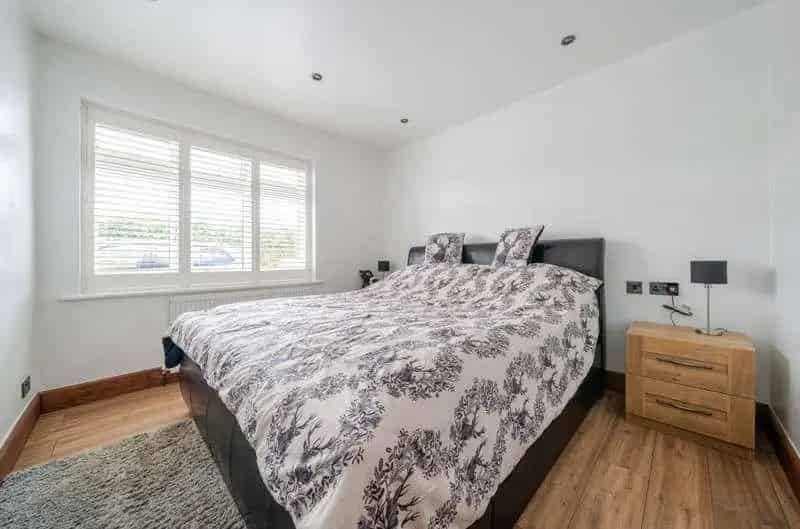 2 Bed Detached Bungalow For Sale - Move in Ready