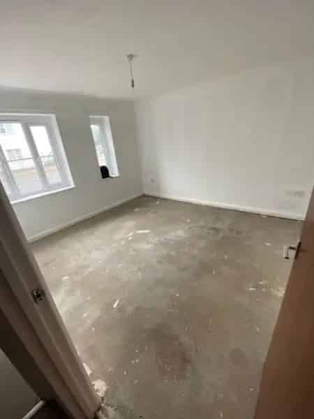 Ground Floor Flat with Parking Space