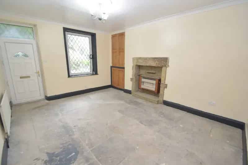 2 Bedroom House For Sale NO CHAIN