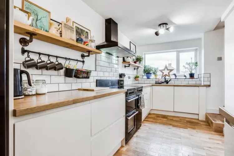 1920s Renovated Family Home Ossett Four Bedrooms Double Garage