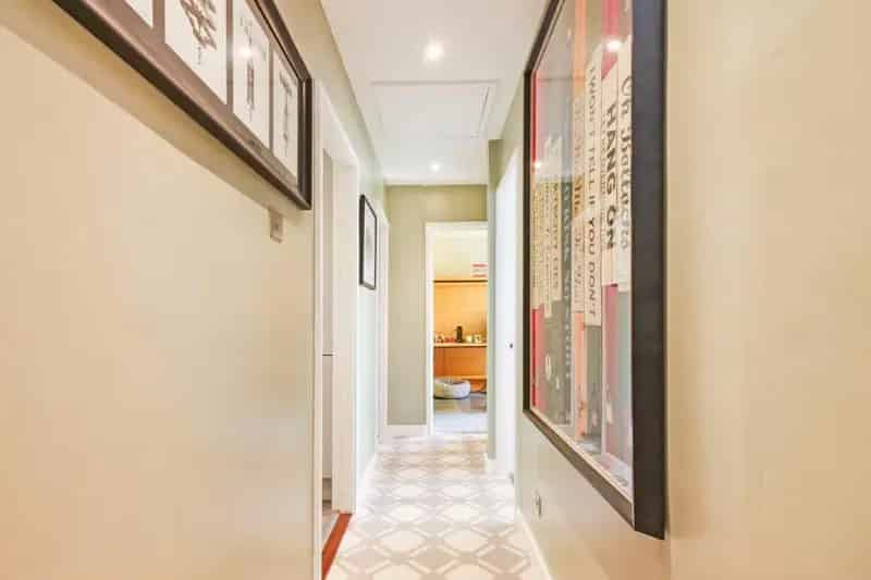 2 Bed Top Floor Apartment For Sale Garage Parking Sought After Location