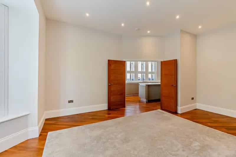 2 Bedroom Harrogate Apartment For Sale