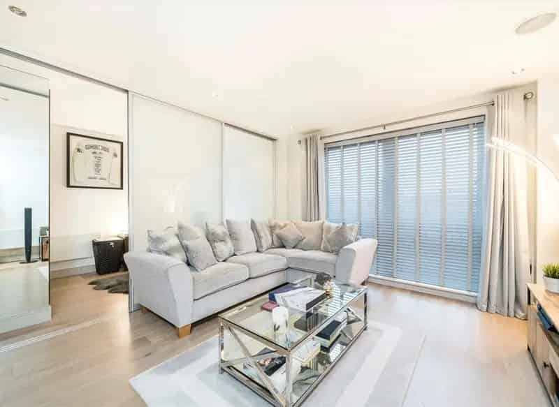 One Bedroom Apartment Chelsea Creek London