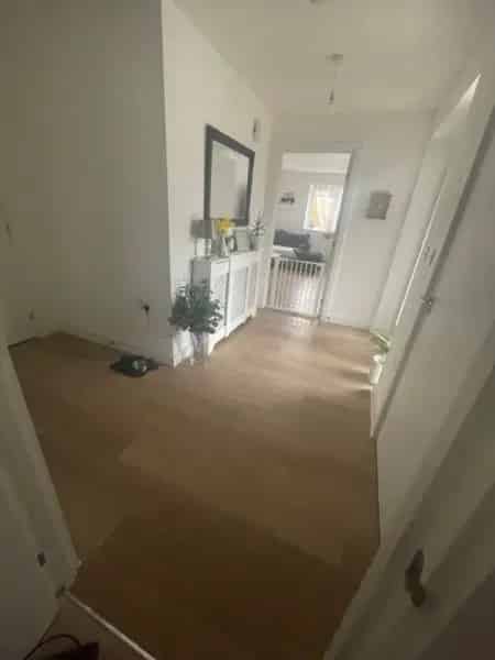 Ground Floor Maisonette Near Amenities 2 Double Bedrooms Private Garden Parking