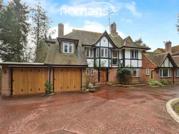 4 Bedroom Detached House For Rent