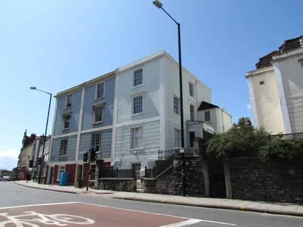 2 Bedroom House Bristol City Centre
