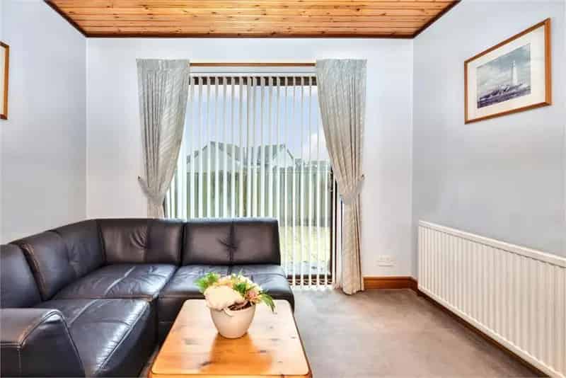 4 Bed Detached House with 3 Reception Rooms Near Dunfermline