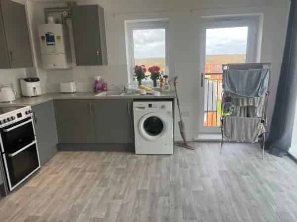 3ff New Build 2 Large Bedrooms with Storage