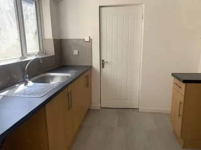 Newly Renovated 3 Bedroom House in Kensington - Zero Deposit Guarantee Available