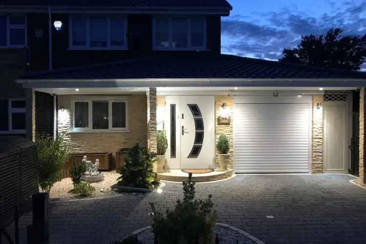 Immaculate 3-Bedroom Modern Home in Dogsthorpe