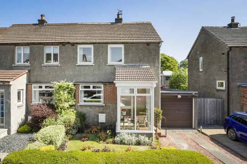2 Bedroom Semi Detached House for Sale in Corstorphine