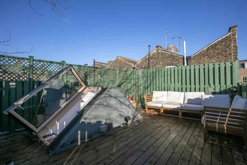 3 Bedroom Apartment House to Rent in Camberwell
