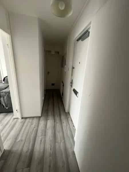 1 Bedroom Flat Near Woolwich DLR Elizabeth Line