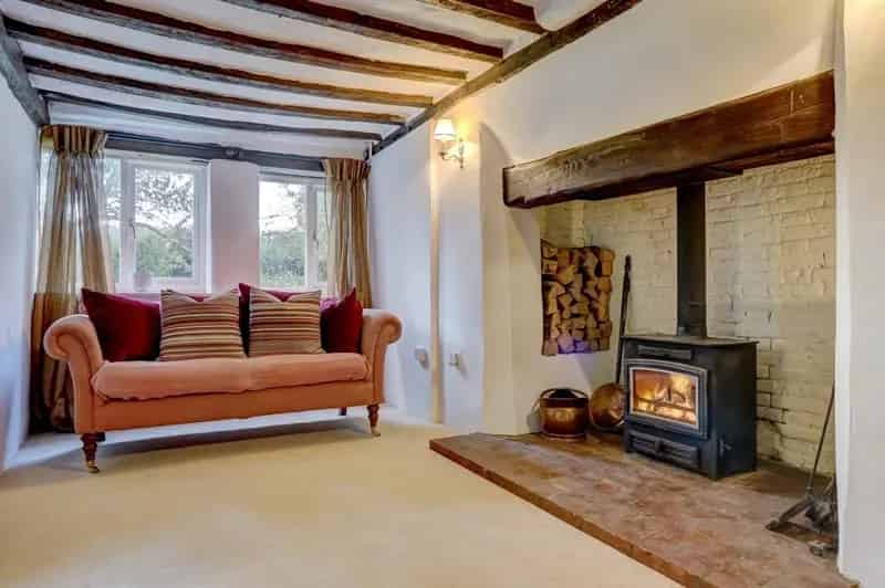 4 Bedroom Thatched Cottage with Spectacular Views