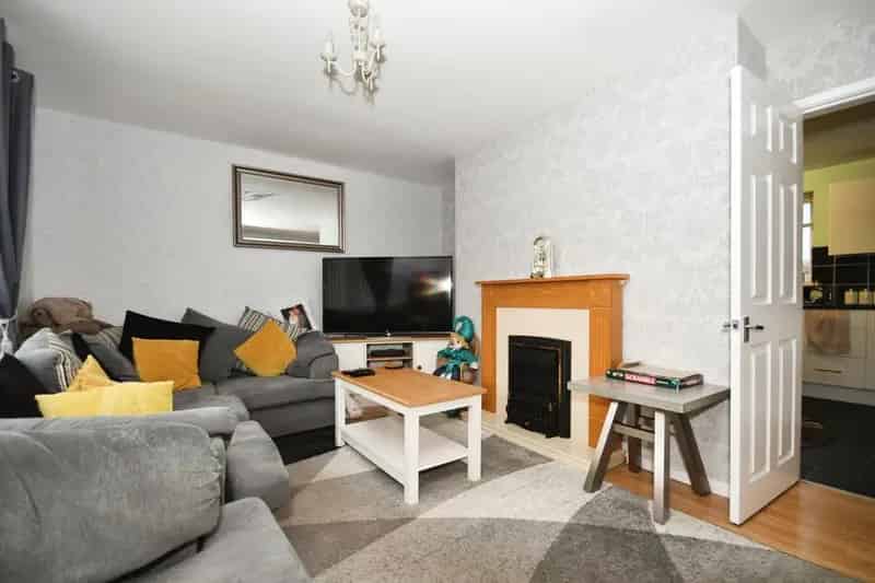 2 Bedroom Semi Detached House For Sale Old Whittington