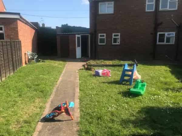 Large 3 Bedroom Semi Detached House Stratford upon Avon