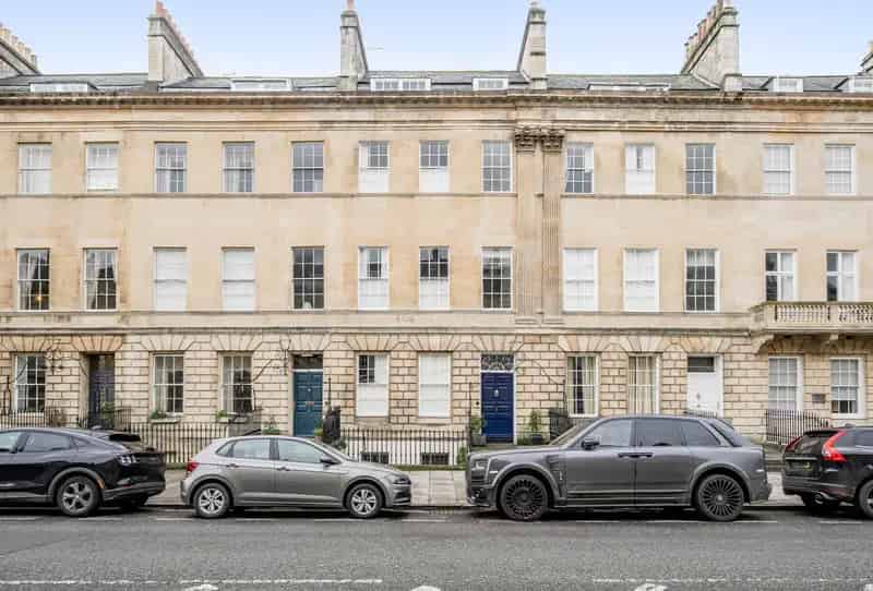 1 Bedroom Apartment for Sale in Bath