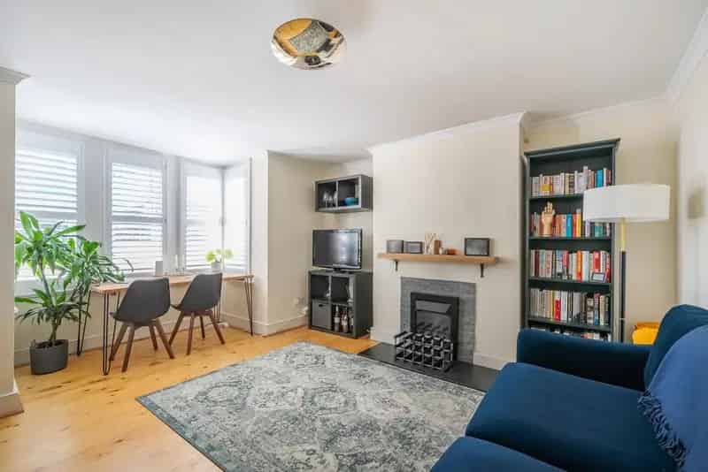 Flat For Rent , London, England