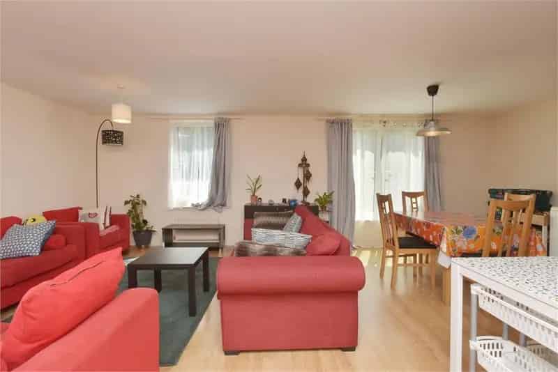 3 Bed Flat Leith Edinburgh Open Plan Living Master Ensuite Parking