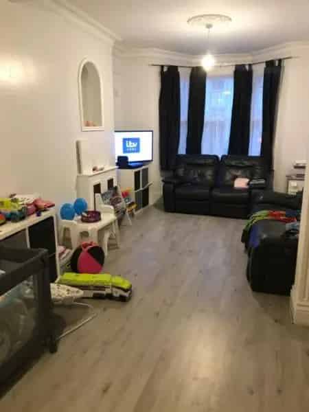 3 Bedroom House Near Amenities