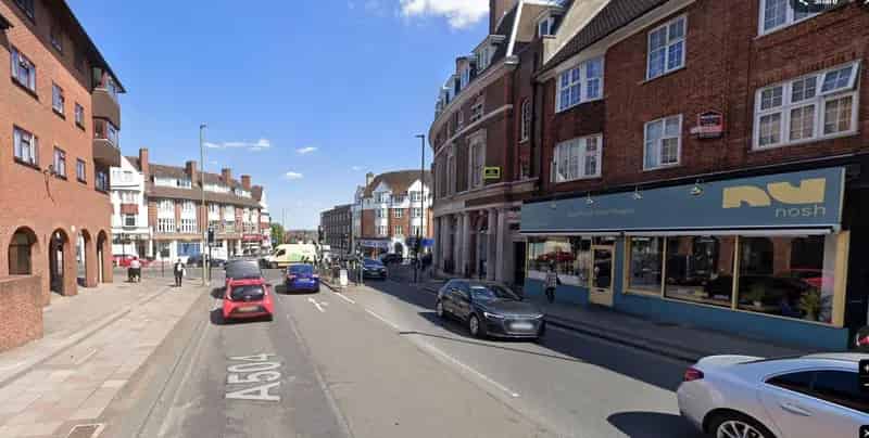 1200 sq ft Restaurant to Let in Hendon