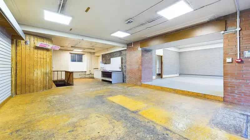 Ground Floor & Basement Retail Space in Granite Building