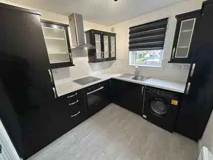 2 Bedroom 74m² Furnished Flat Aberdeen Ground Floor Private Parking