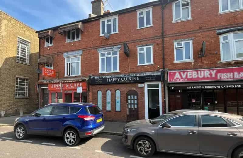 Tonbridge Town Centre Restaurant and 3-Bed Flat