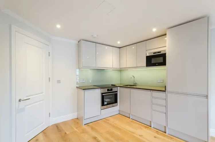 3 Bedroom Apartment to Rent Near Clissold Park