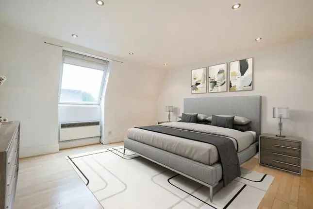 Flat for sale in Moscow Road, London W2