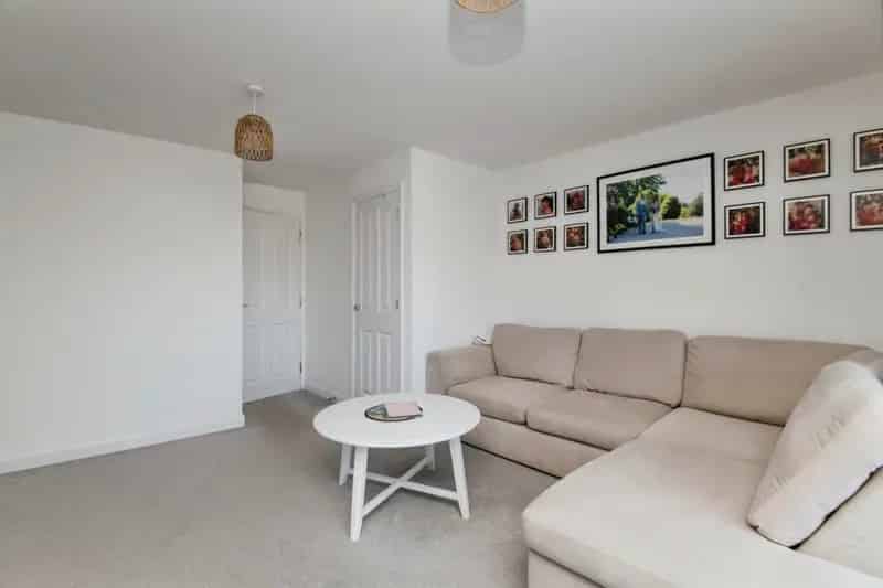 Four Bedroom Townhouse in Braid Park Tiverton