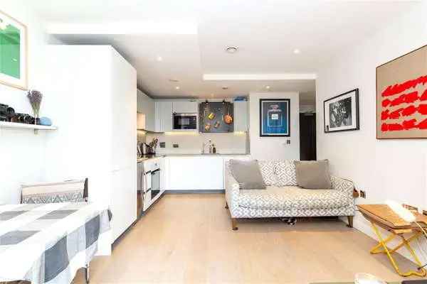 Stylish 1-Bedroom Apartment in The Merchant Building London