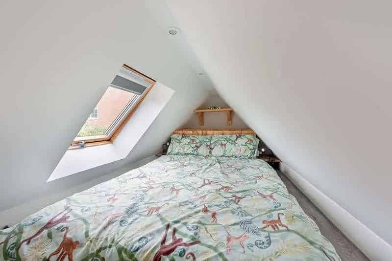 4 Bed House with Annex For Sale
