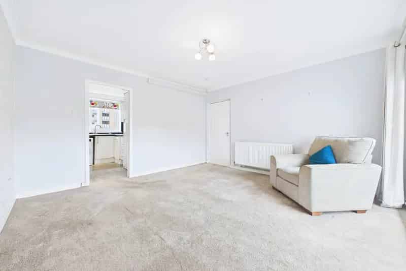 2 Bedroom Flat House to Rent Ibrox Glasgow